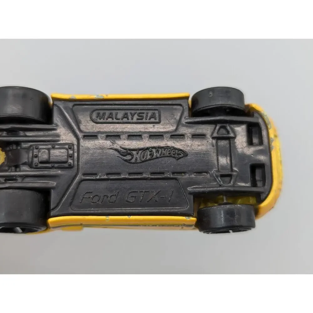 Mattel Hot Wheels Ford GTX-1 Yellow 2007 First Editions 1:64 Car